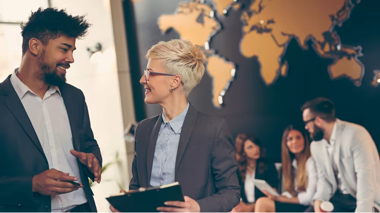 Dịch tiếng Iceland sang tiếng Việt tại ASEAN đảm bảo chất lượng bản dịch tối ưu 2 Dịch thuật ASEAN luôn sử dụng các biên phiên dịch viên tiếng Iceland có trình độ chuyên môn cao và dày dặn kinh nghiệm