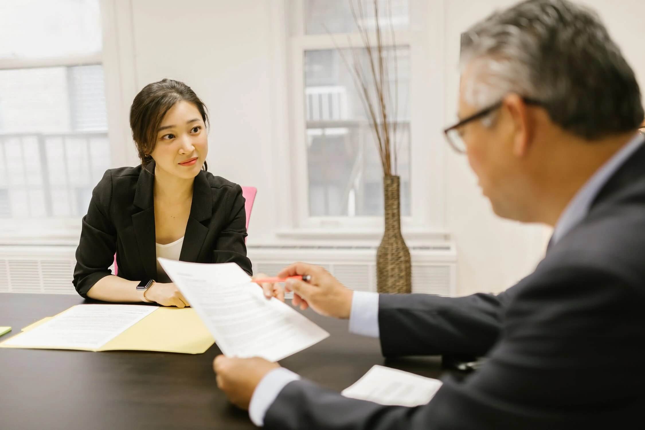 Top 6 điều cần biết về Phiên dịch nối tiếp - Consecutive interpreting 4 trình độ chuyên môn cho phiên dịch nối tiếp